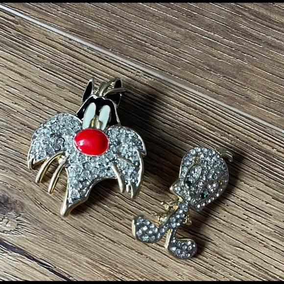 VINTAGE Rhinestone BROOCHES-Tweety Bird & Sylvester - Picture 10 of 11